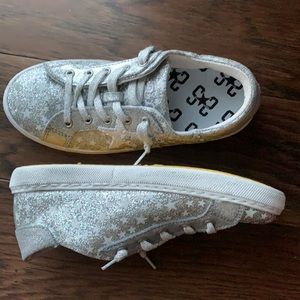 2Star silver sneakers